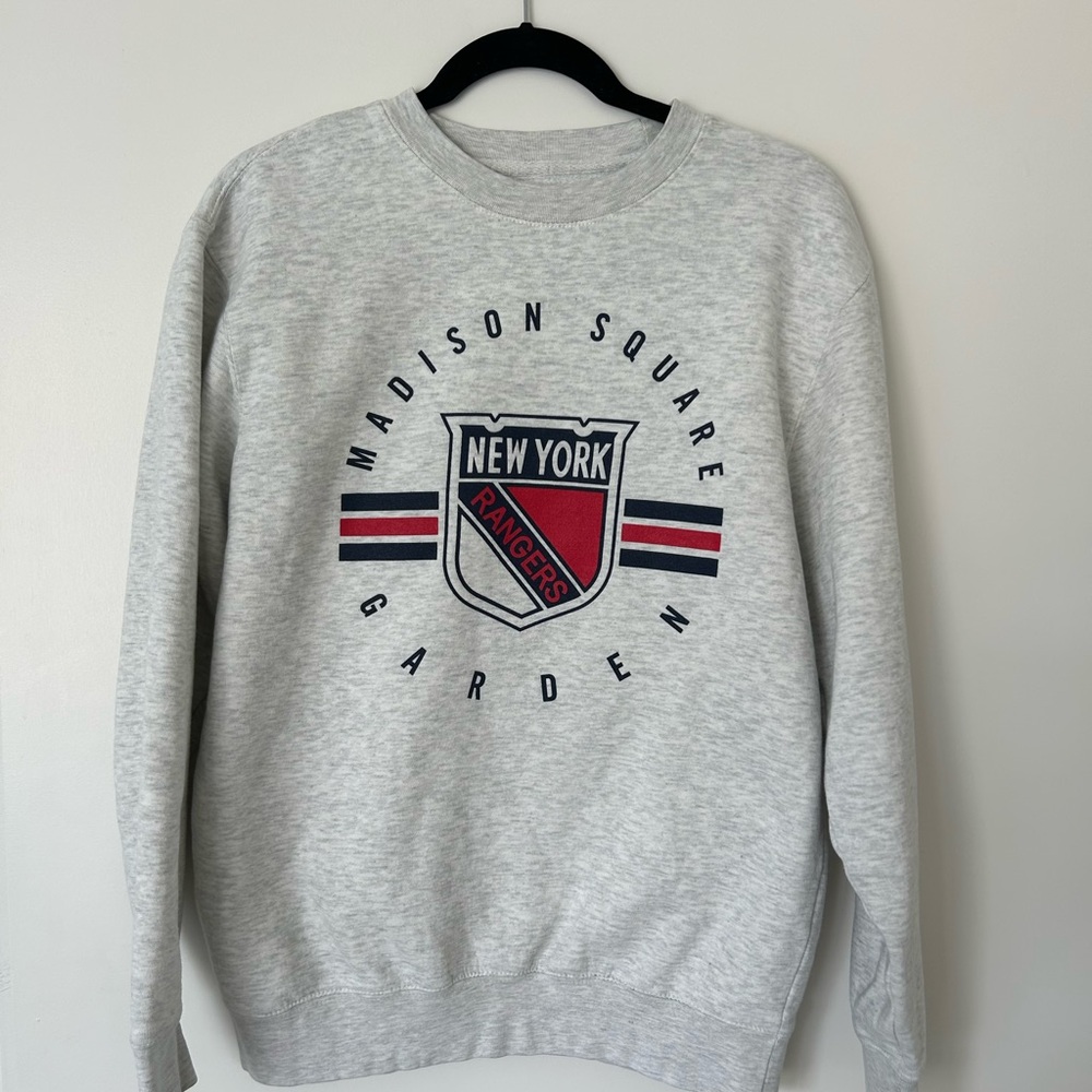 Vintage New York Rangers Gray Madison Square Garden Crew Neck Sweater Size M